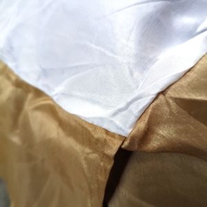 BED SKIRT Gold Queen